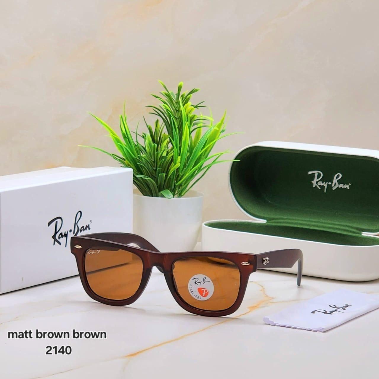 Latest Fancy All Season Special Ray Ban RB Wayfarer Trending Hot Favorite Fashionable Sunglass For Unisex.