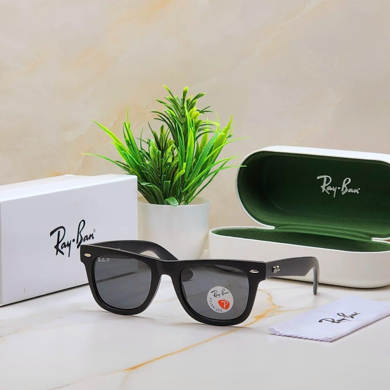 Latest Fancy All Season Special Ray Ban RB Wayfarer Trending Hot Favorite Fashionable Sunglass For Unisex.