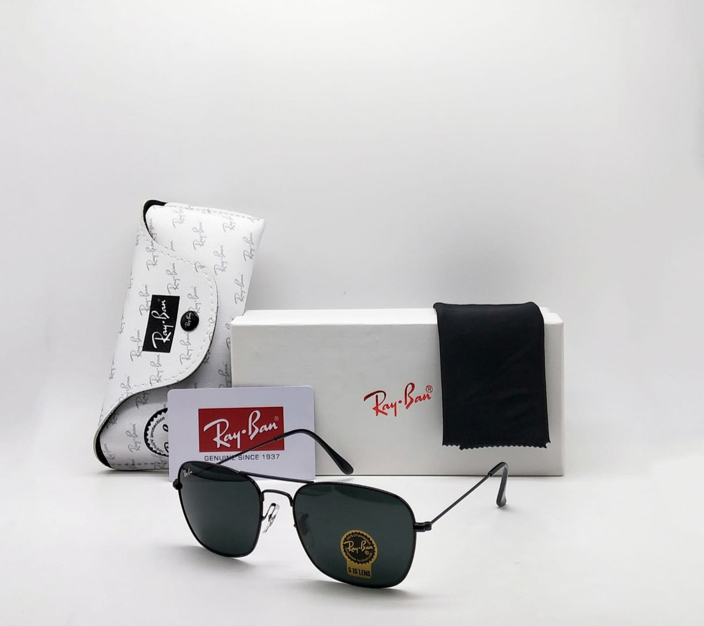 RAY-BAN Black & Black 3136 Square Aviator Metal Trendy Hot Favourite Wintage Sunglass For Unisex.