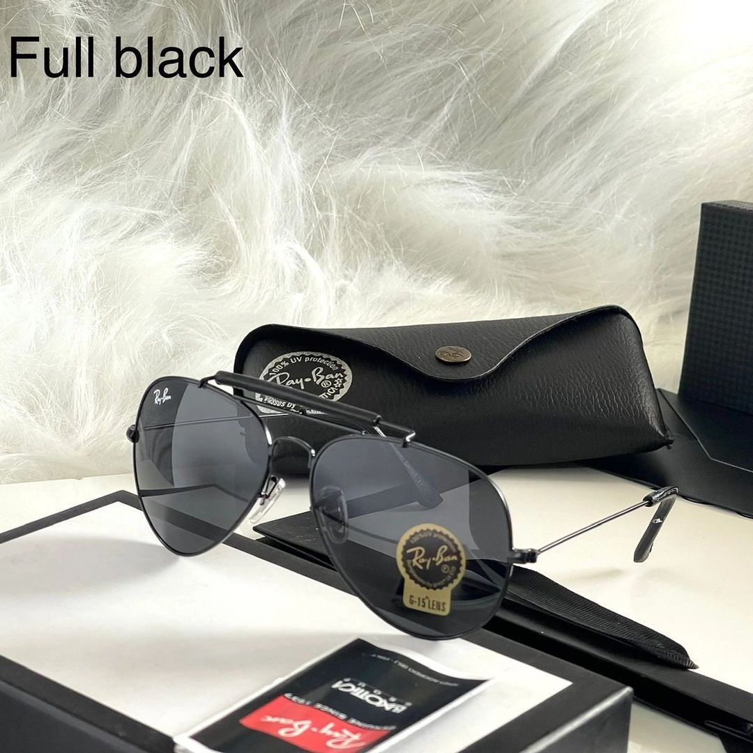 RAY-BAN New Attractive Looking Black & Black 3422 Fancy Aviator Bridge Sunglass For Unisex