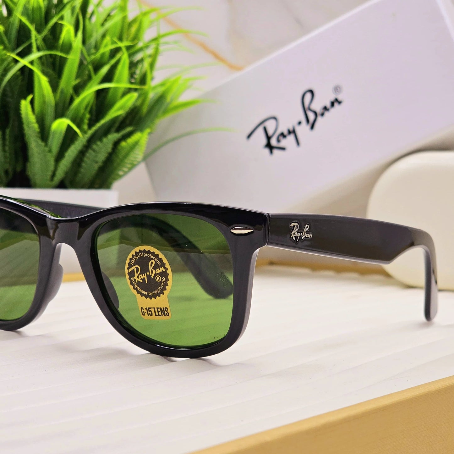 Latest Fancy All Season Special Ray Ban RB Wayfarer Trending Hot Favorite Fashionable Sunglass For Unisex.