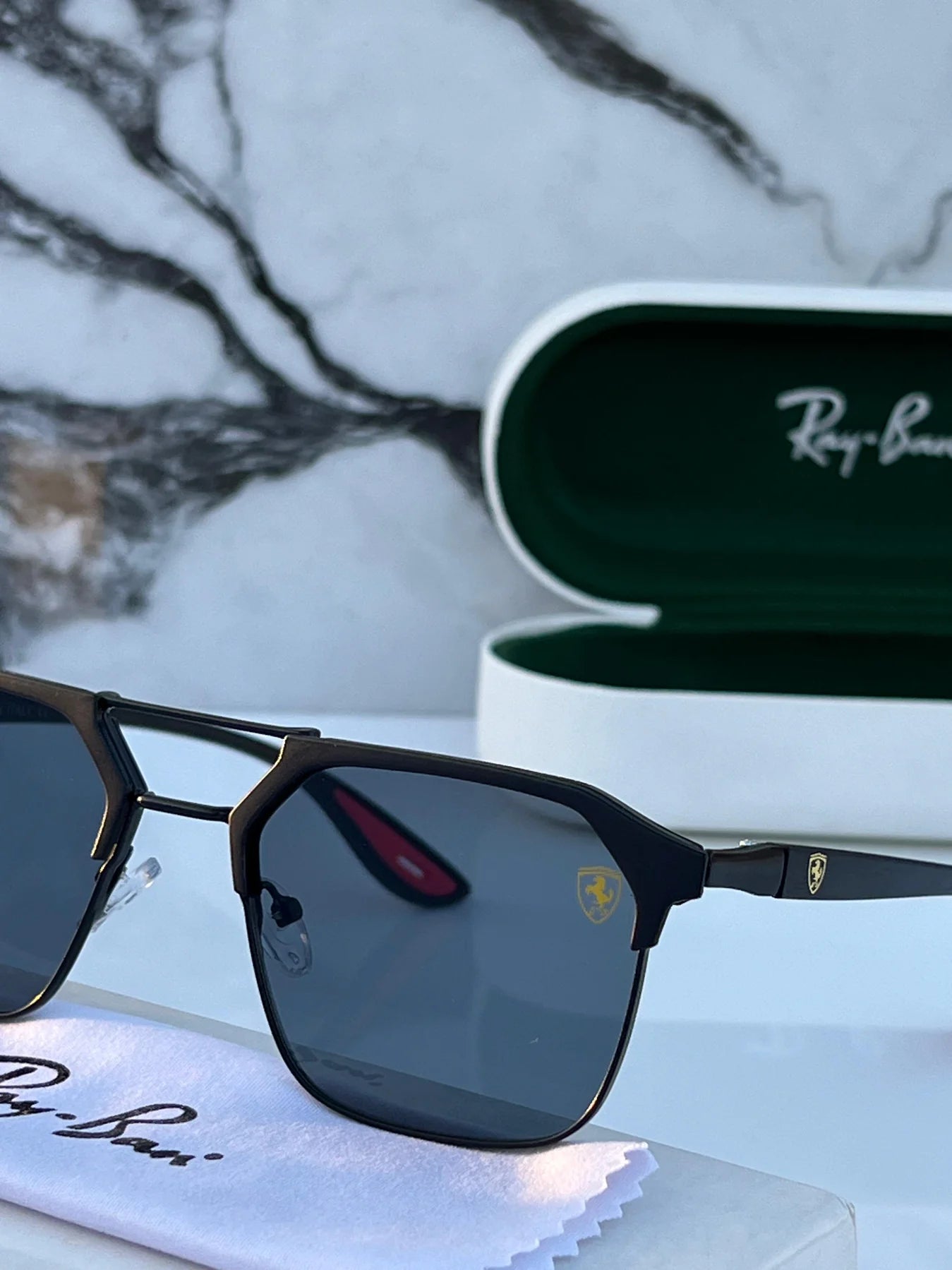 Latest Fancy All Season Special Ray Ban RB Aviator Trending Hot Favorite Fashionable Sunglass For Unisex.