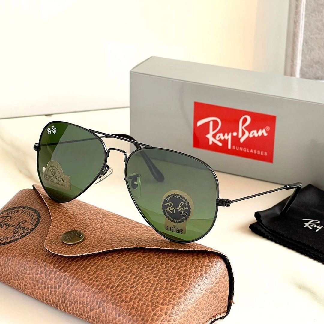 RAY-BAN Gun-Green & Black 3026 Aviator Causal Latest Sunglass For Unisex.