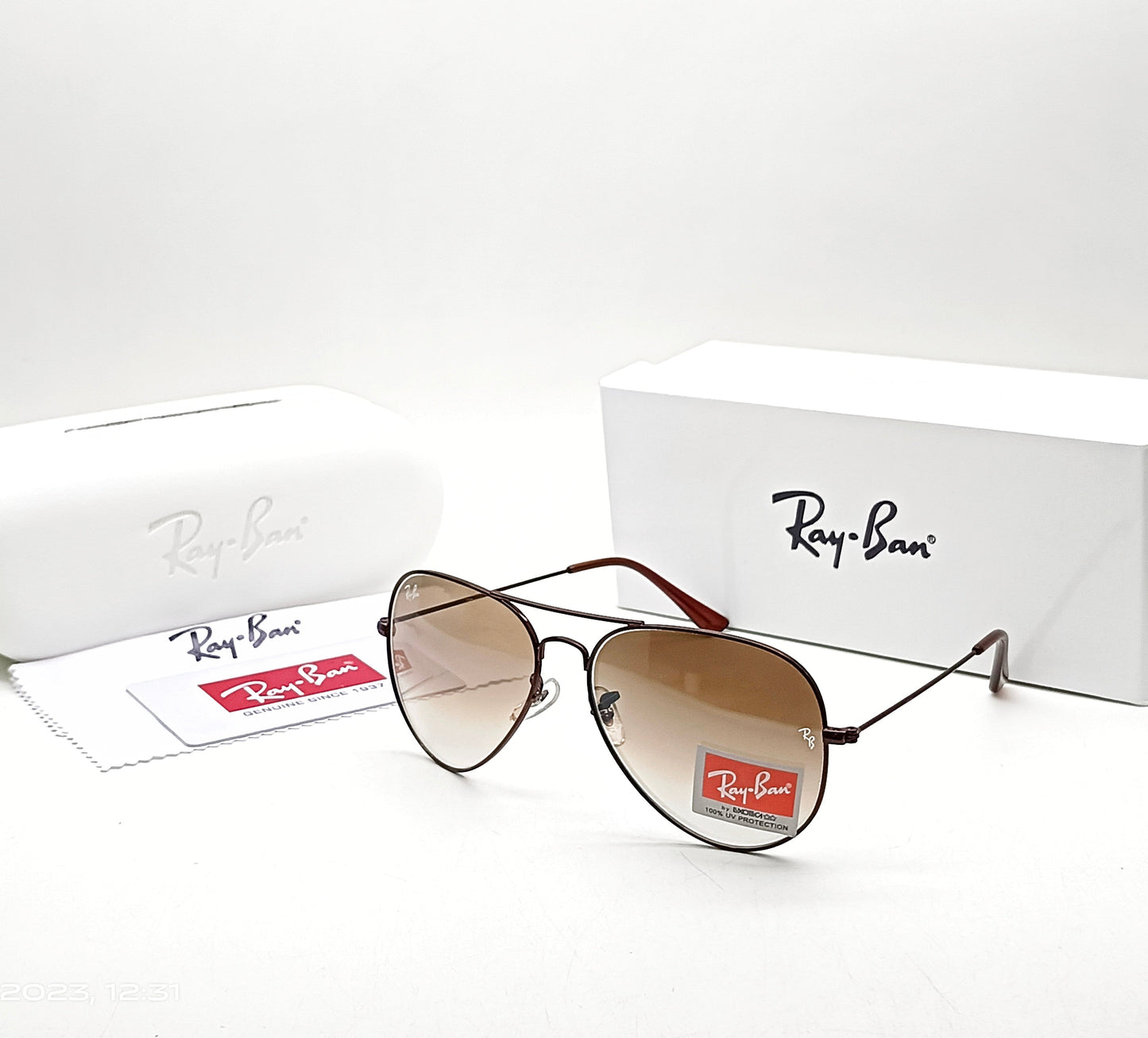 RAY-BAN Brown Shade & Brown 3026 Oval Aviator Metal Trendy Hot Favourite Wintage Sunglass For Unisex.
